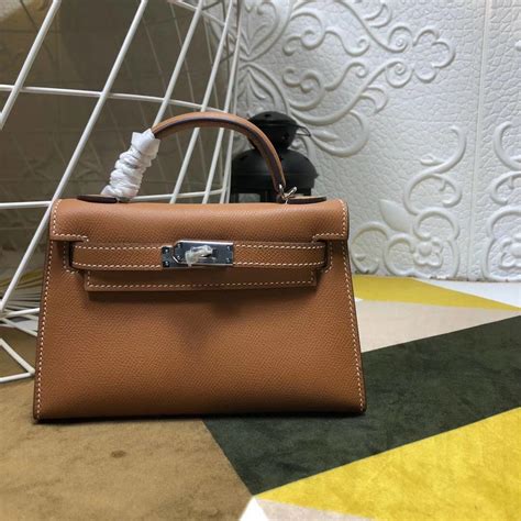 wine stain hermes fake